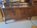 Senkki kaappi fasettihiotulla peilillä 1930 lukua 
Mitat LxSxK 168 x53x112 cm. Hinta 120e 