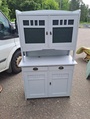 Pieni jugend kaappi
Mitat LxSxK 98x46x162 cm MYYTY