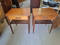 Yöpöytä pari 1950 lukua 
Mitat LxSxK 42x35x50 cm. MYYTY