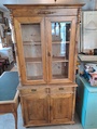Kaappi vitriinillä 1900 lukua 
Mitat LxSxK 101x43x207 cm. Hinta 180e 