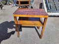 Radio pöytä 1940 lukua 
Mitat LxSxK 59x38x60 cm. Myyty 