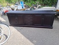 Senkki kaappi lasi tasolla 
Mitat LxSxK 240x50x80 cm. Hinta 60e 