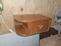 Pieni konsoli pöytä laatikolla 1930 lukua 
Mitat LxSxK 34x25x14 cm. MYYTY