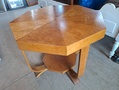 Mutteri pöytä 1930 lukua 
Mitat LxSxK 75x75x58 cm. Hinta 60e 